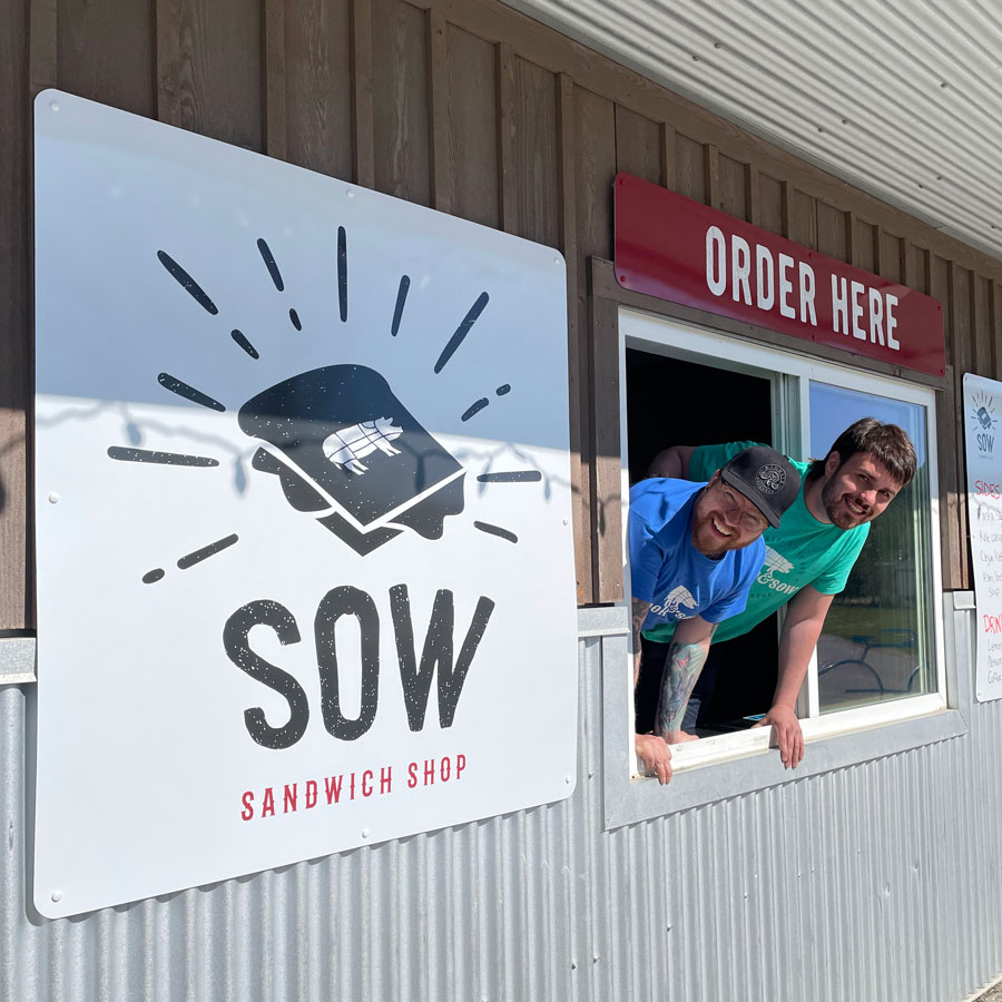 smoke and sow sandwich shop in shipyards park